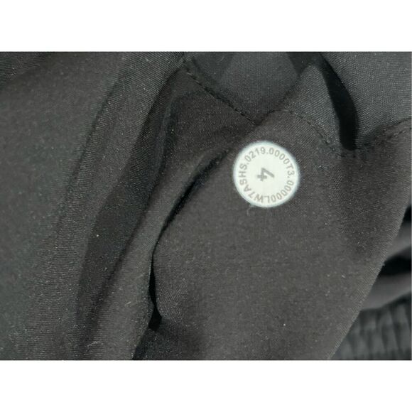 Lululemon Spring Break Away Mid-Rise Short 3" - Picture 5 of 5